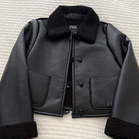 Zara Jackets & Blazers - Zara Women's Black Sherpa Jacket